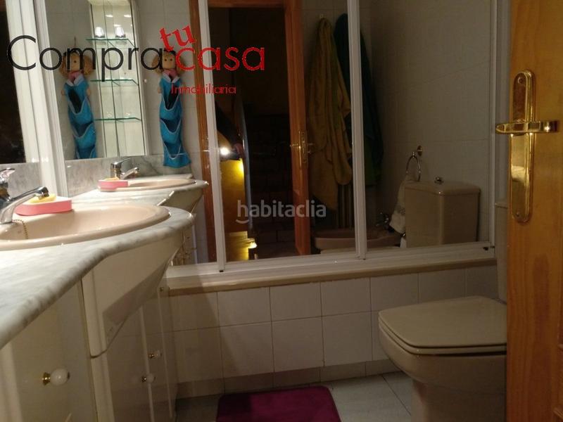 Foto 0b7a1ae1-08d6-49b5-be2c-c2ae270556e7. Semi detached house with heating parking in Lastrilla (La)