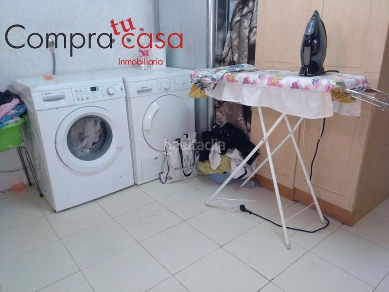 Foto 6f7638a3-b9df-4036-af96-e924c053f879. Semi detached house with heating parking in Lastrilla (La)