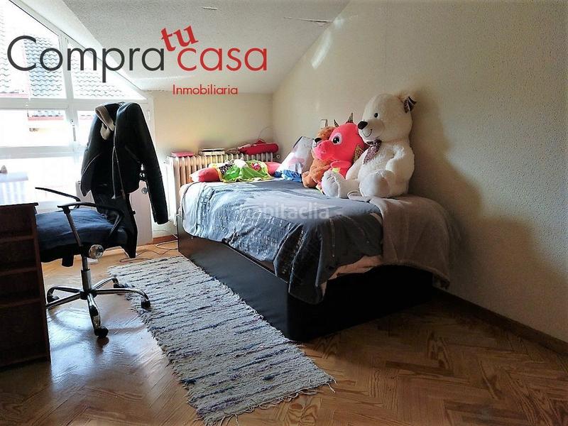 Foto d88fec0e-3283-4d72-984c-a83ad468e643. Semi detached house with heating parking in Lastrilla (La)