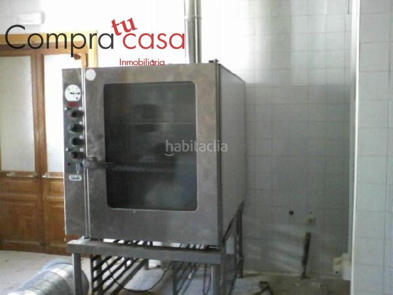 Foto 4c3ccc74-9588-4106-93cb-f0f0b8259b34. Local comercial a Navafría