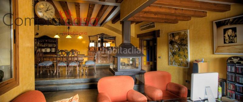 Foto c1d5e009-2ec6-4995-b5c3-48fd3425c2b8. Casa venta..casa con jardinpiedra y madera en Santo Domingo de Pirón