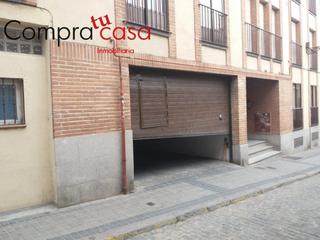 Aparcament cotxe a Calle ochoa ondategui 12. Venta..garaje..ochoa ondategui