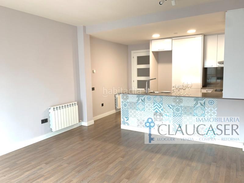 Foto c5a508e2-5239-429a-a97d-059d9c733381. Rent duplex with heating parking pool in Creu Alta Sabadell