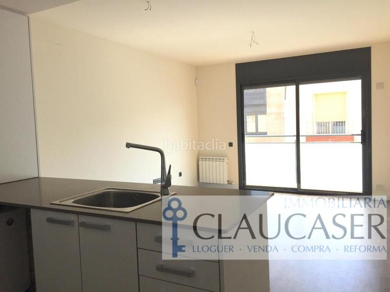 Foto a96bb9de-2bbe-4b8b-8aeb-bbb4288894dc. Miete zweistöckige wohnung mit heizung parking pool in Sabadell