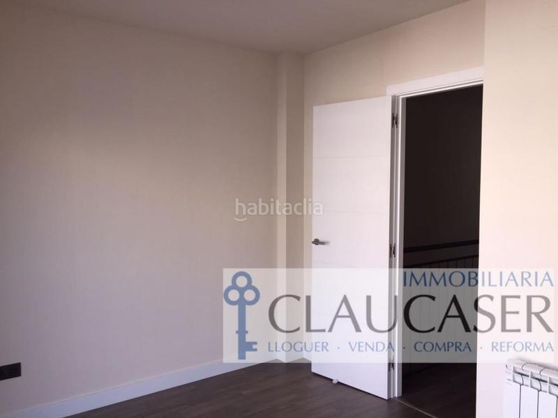 Foto 6c285cba-9e8d-4bfc-b4b2-1c45f3eefc95. Rent duplex with heating parking pool in Creu Alta Sabadell