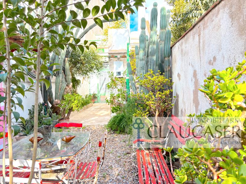 Foto 47d96e80-d5f2-4b39-a229-f27f4c41c4a0. Semi detached house in Centre Sabadell