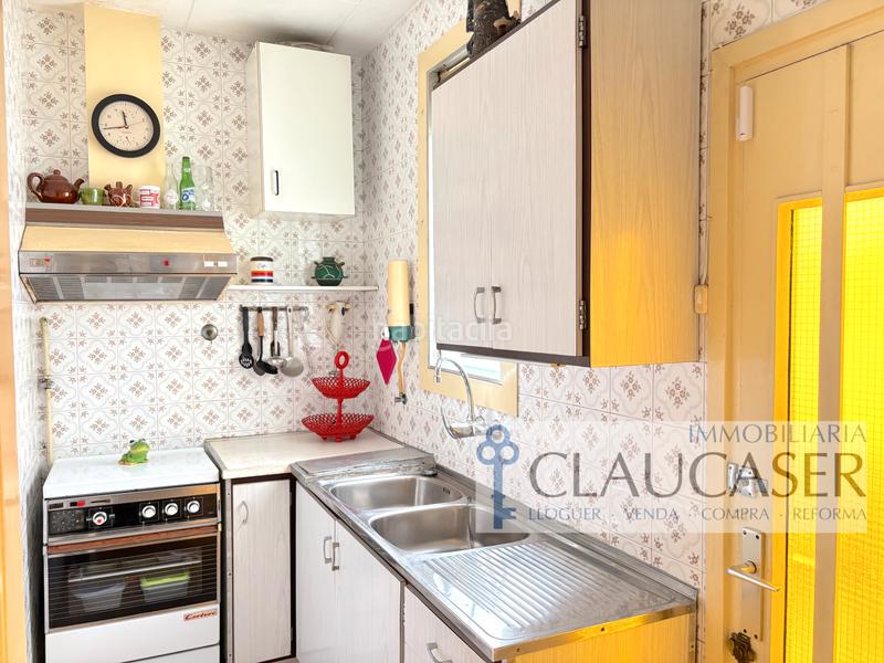 Foto 5480fbc9-d33a-4dfa-9811-48ba6908c36d. Semi detached house in Centre Sabadell