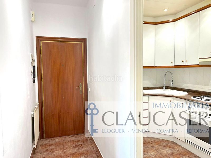 Foto b0f677f4-e4a4-42e3-981e-8a24584cf68e. Apartament amb calefacció a Campoamor Sabadell
