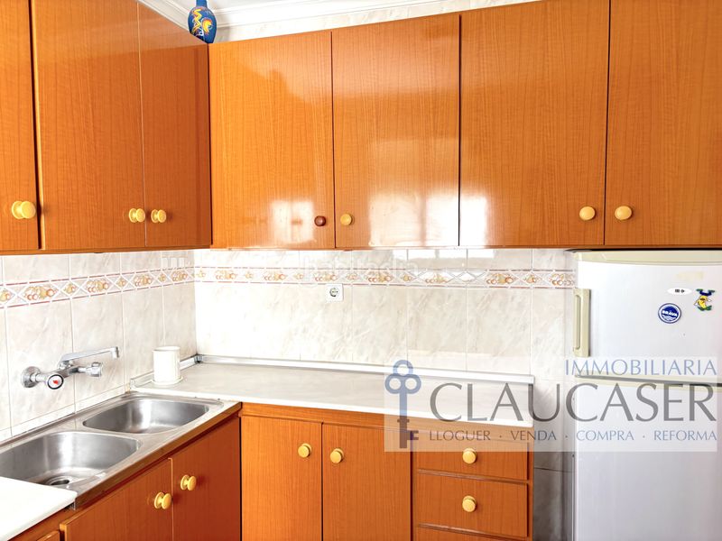 Foto 36aa1ec4-b7cd-4d8e-a03f-e0c4b3610ac2. Pis a Badia del Vallès