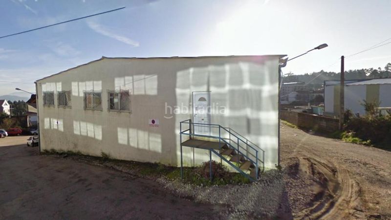 Foto a1b98341-1382-475b-98ee-5bc4d58daf8f. Bâtiment à usage industriel dans Mos