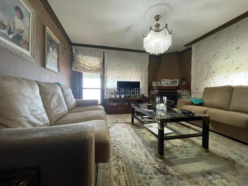 Foto dbc8f8eb-6aed-4840-92f9-7fc1634ba52f. Chalet en Cabral - Candeán Vigo