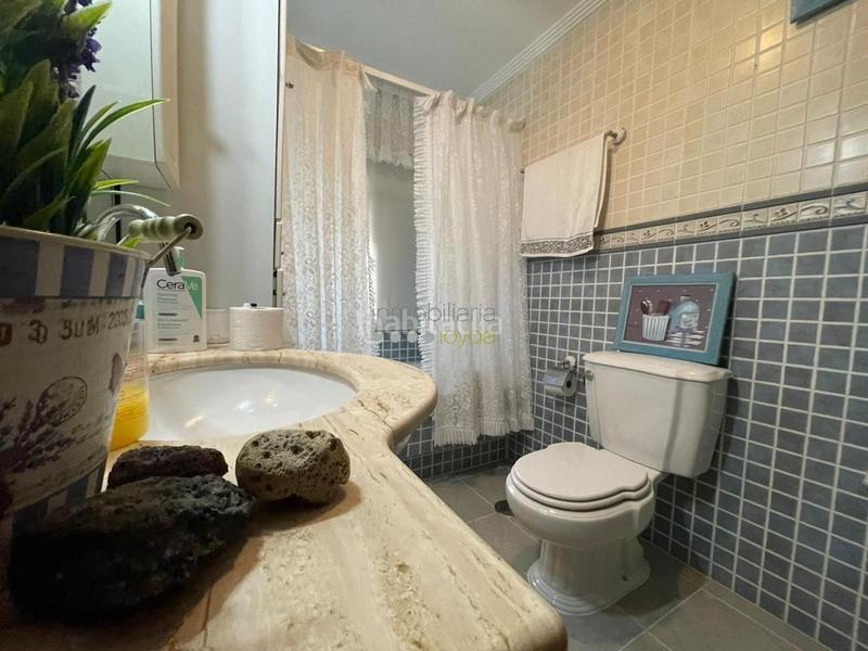 Foto 342d36c1-0d56-41b2-a88f-f92e6d5cd553. Chalet avec chauffage parking dans Cabral - Candeán Vigo