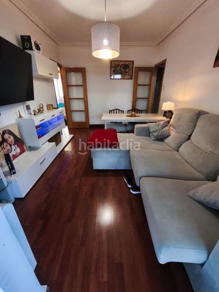 Foto 62ac36d0-70ae-4d81-a903-6fdb3661f2e6. Piso en Lavadores Vigo