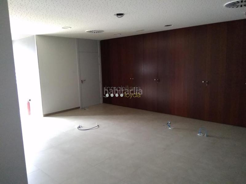 Foto 4224b588-06f4-4c91-b439-16070bdf4abf. Alquiler local comercial en Mos