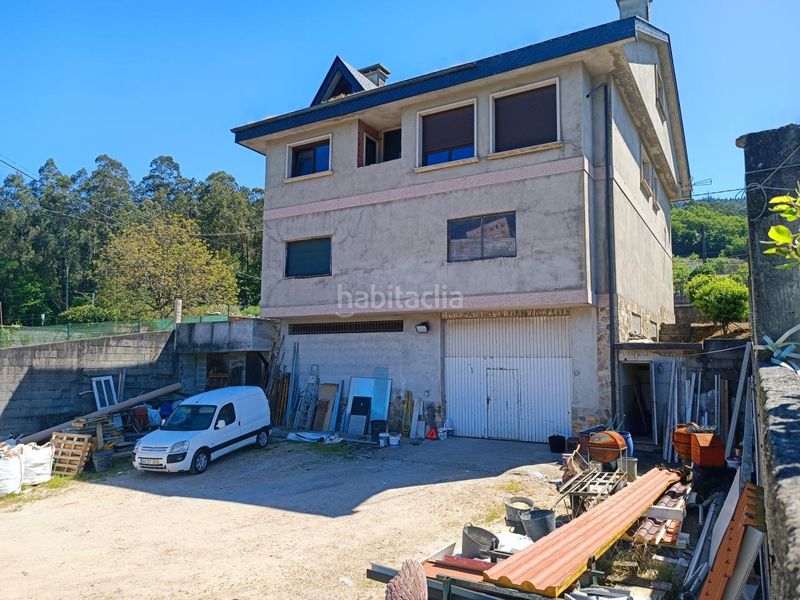 Foto 1b7e1436-e8ed-43d5-a7fd-be08bcd60935. Maison avec chauffage parking dans Mos