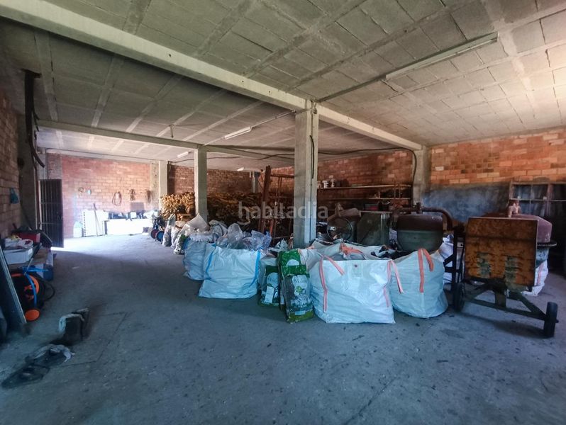 Foto 48ba8690-fcc8-459e-b4bb-97c950de0c73. Maison avec chauffage parking dans Mos