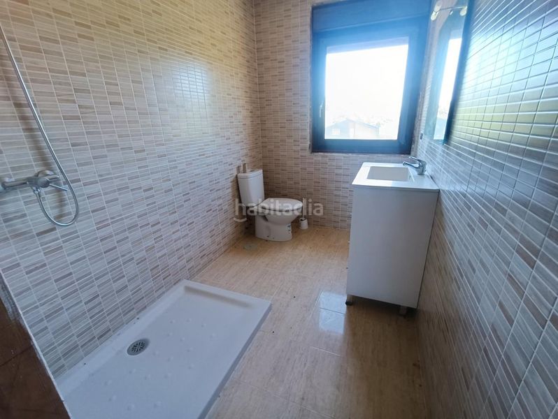 Foto d4993ff7-3ed6-49b3-9094-becd9a90a542. Maison avec chauffage parking dans Mos