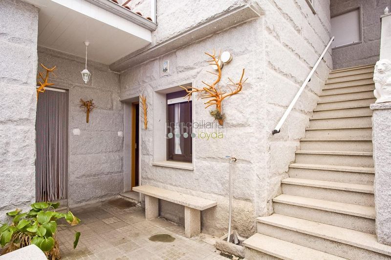 Foto 2d47d5db-1b43-45af-8367-e283fc7f435f. Casa amb calefacció a Vilardevós