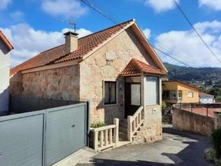 Chalet in Coruxo - Oia - Saiáns