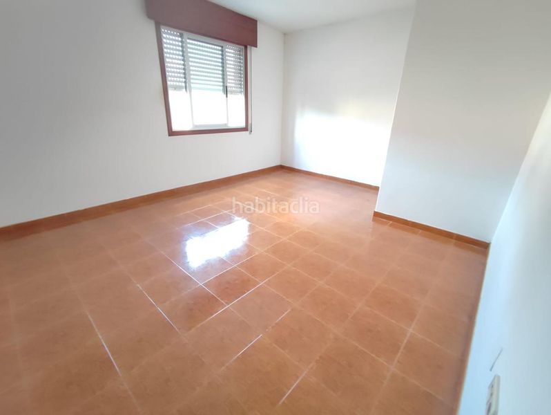 Foto 4ec902fb-8e68-4048-a2e3-7c0668d75aca. Local comercial a Cabral - Candeán Vigo