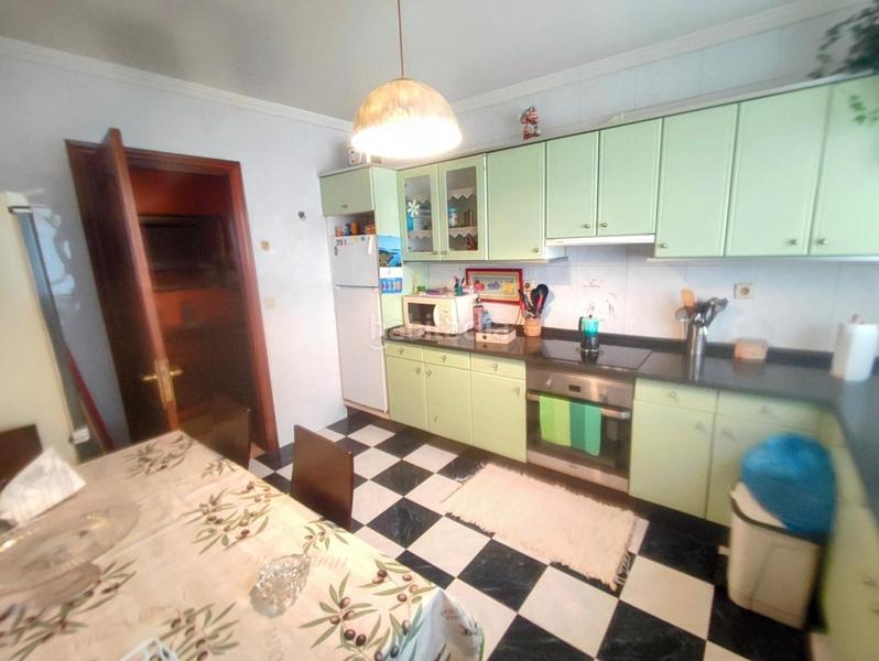 Foto 9d94715d-371a-4f35-bc6b-cac3f39d0eb3. Flat with heating in Coiro Cangas