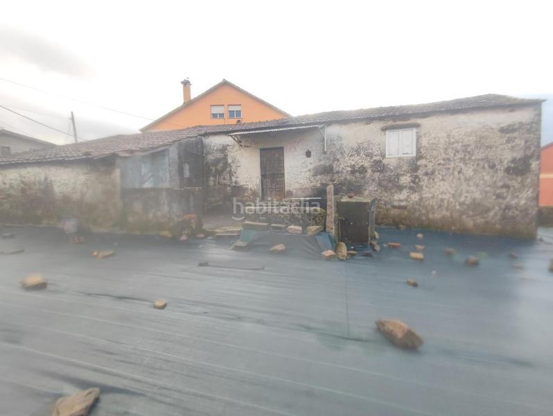 Foto f52031dd-4236-4b79-b3b6-a7a3ab7f3df4. Haus mit heizung in Cabral - Candeán Vigo