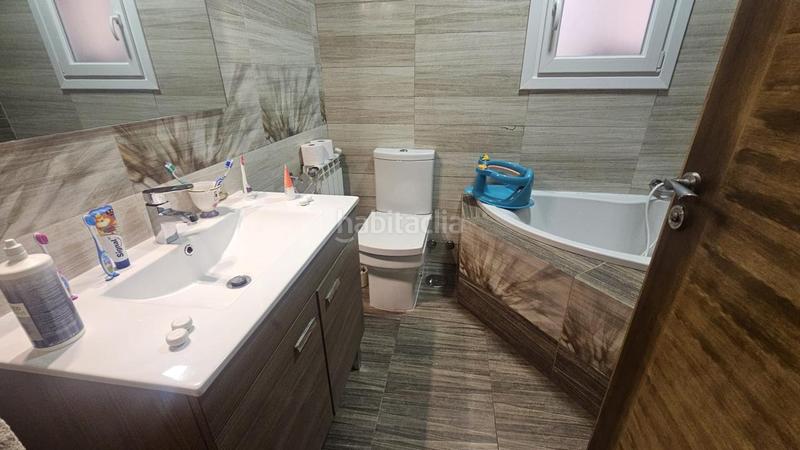 Foto c73c6a5c-55de-42d9-af5c-0bf429575b49. Piso en Redondela