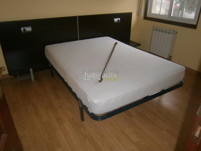Foto b116112d-b6b4-445e-876a-6e50f0b2f0da. Alquiler piso en Cabral - Candeán Vigo