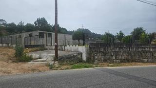 Fabrikhalle in Mos