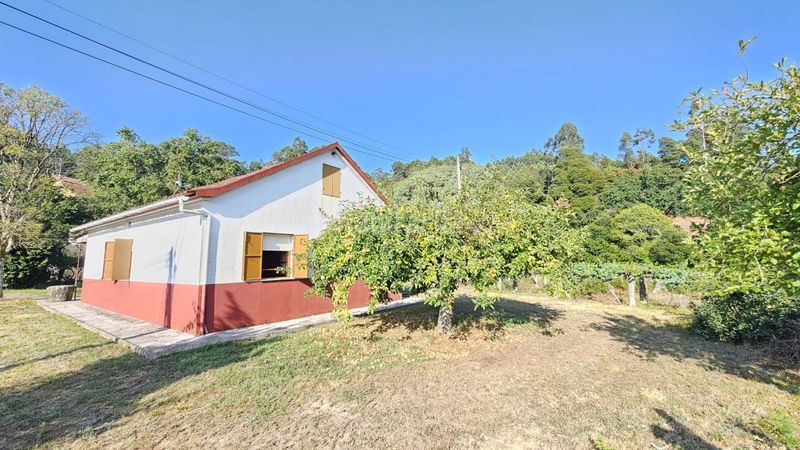Foto fa2b6122-5360-460a-99a7-3180ba49d722. Casa en Ponteareas
