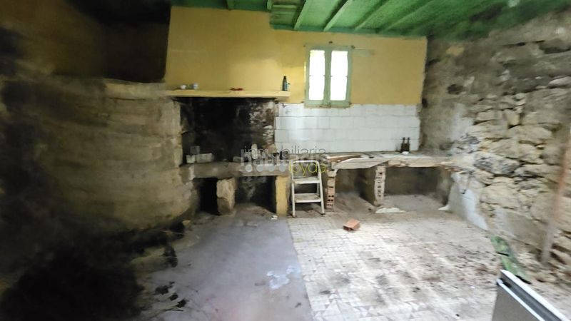 Foto 445d1294-f1c8-46cd-9f9c-67b112074073. Casa amb calefacció a Cangas pueblo Cangas
