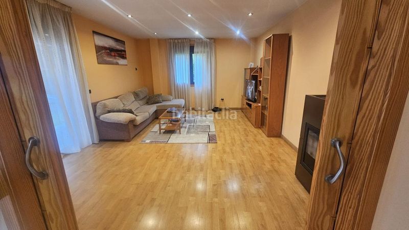 Foto 4d29b8d1-40af-4714-8638-8607343137d6. Alquiler chalet en Mos