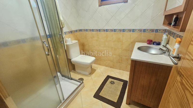 Foto d4f0aa98-15e1-4826-9567-540f6e386ef0. Location chalet avec chauffage parking dans Mos