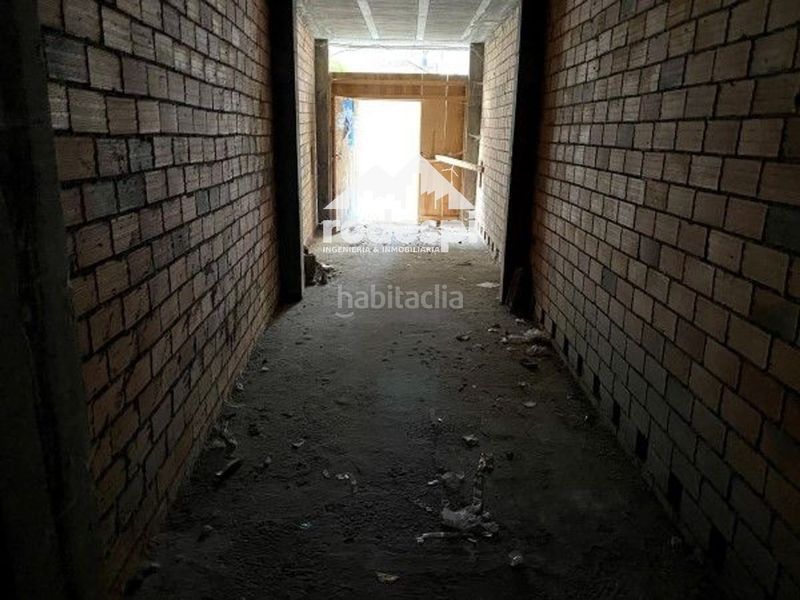 Foto aaac9ad5-90b0-4ed8-8fd3-cccdfb35f41b. Local comercial a Cañiza (A)