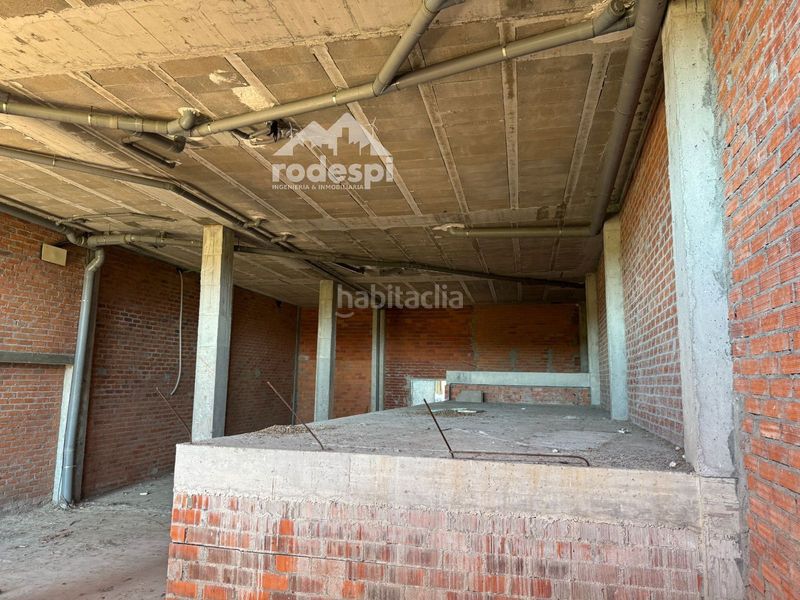 Foto a3f911e1-5817-4a2e-92ff-9584804bb291. Local comercial a Salvaterra de Miño