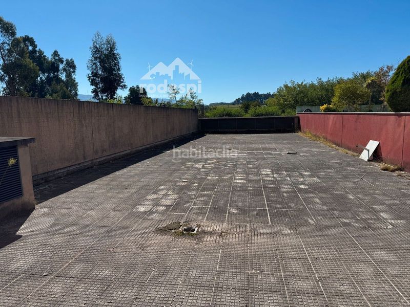 Foto e1e5c868-1cfe-4250-b85d-ed86725170e8. Local comercial a Salvaterra de Miño