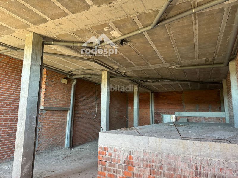 Foto e27f86ba-e7c2-4941-857d-23b64cfaf8d6. Local comercial a Salvaterra de Miño