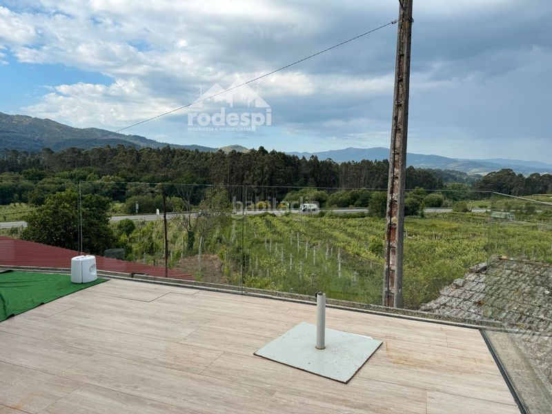 Foto bafac24e-f76b-4f46-8c38-67c43950d118. Xalet amb piscina a Arbo