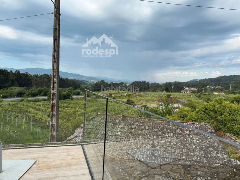 Foto f44aa500-2cc8-4d97-a771-4e91a2008f20. Xalet amb piscina a Arbo