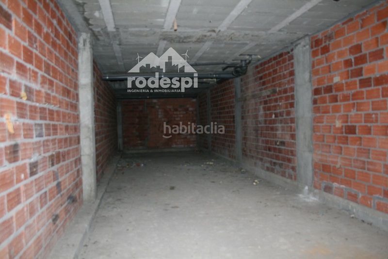Foto 7d6a0408-5abe-406c-9a4a-602e1007c567. Local comercial a Ponteareas