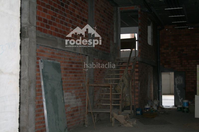 Foto a0fb4998-7342-48d1-8249-d9c6e490a488. Local comercial a Ponteareas