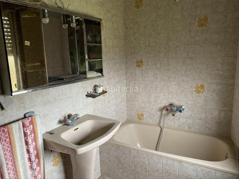 Foto 24ff2556-0247-4eca-93ce-4286941e2305. Casa (ref:3446) casa para restaurar en o couto, a cañiza en Cañiza (A)