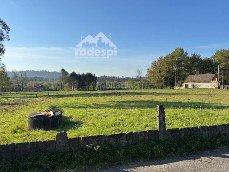 Foto c50ebbd6-c74a-4754-9dbc-7a8c6b90354e. Finca rústica a Ponteareas