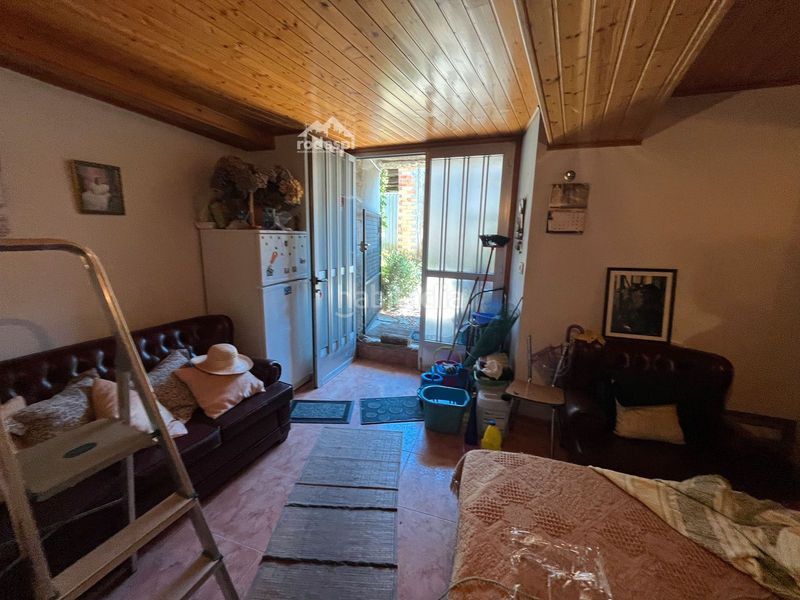 Foto c0d9f380-ce98-43f6-a6d7-bbac1b66b094. Casa a Piñor