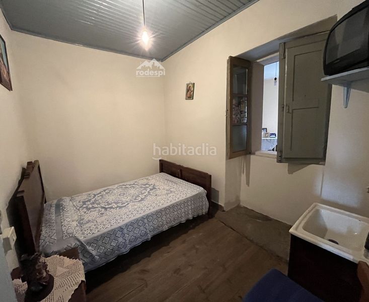 Foto 4aa1b201-0b12-4d87-a6a8-87df981555f9. Casa a Padrenda