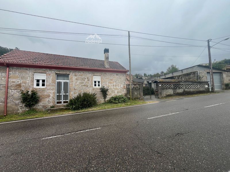 Foto d5d5a0c5-74a9-43fa-afd5-3be3de59a485. Casa a Padrenda