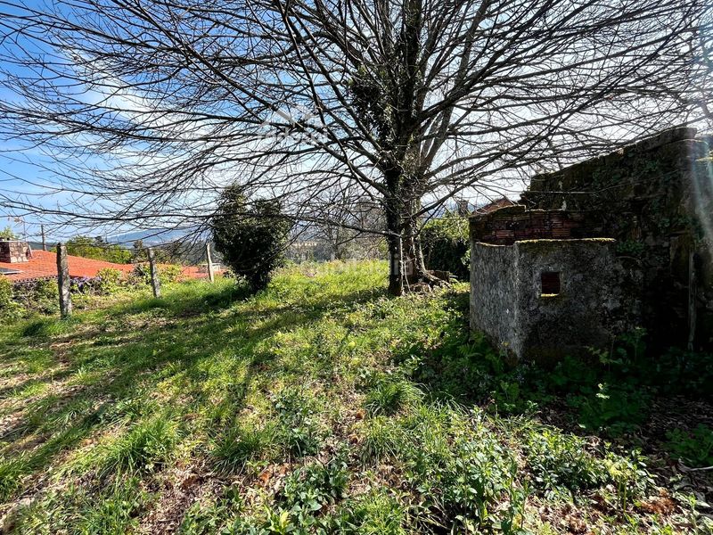 Foto 5ffe818e-45c0-4498-8b45-07edba0c3277. Casa adossada a Arbo