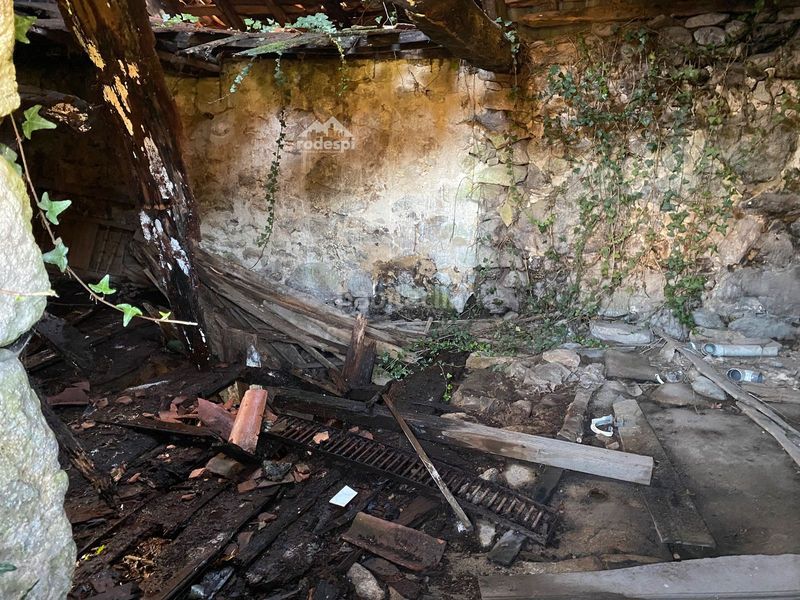 Foto 40d22ede-bf7c-41fa-bcf3-77124ab69b9d. Casa a Cañiza (A)