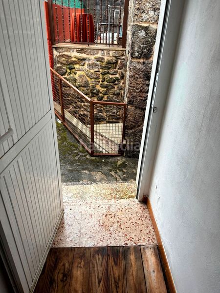 Foto 480b5457-de80-4805-ae56-ed604b25a6ff. Casa adossada a Cañiza (A)