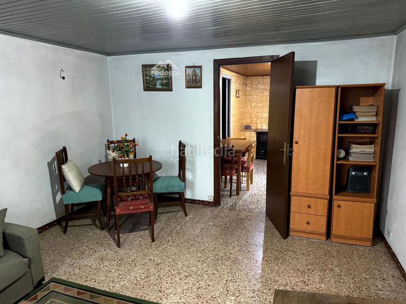 Foto f2a081e8-af93-473c-821b-5f298c0a451d. Casa adossada a Cañiza (A)